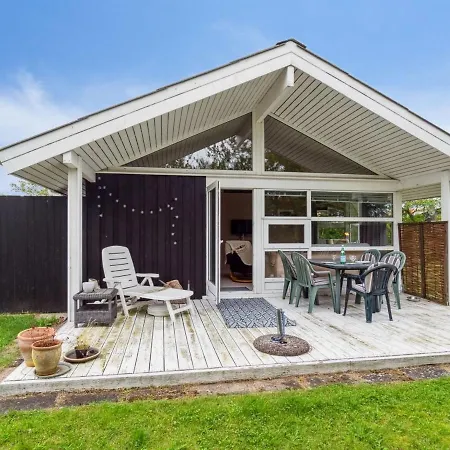 Akseline - 300m From The Sea In Ne Jutland By Interhome Holiday home