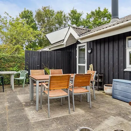 Akseline - 300m From The Sea By Interhome Hadsund